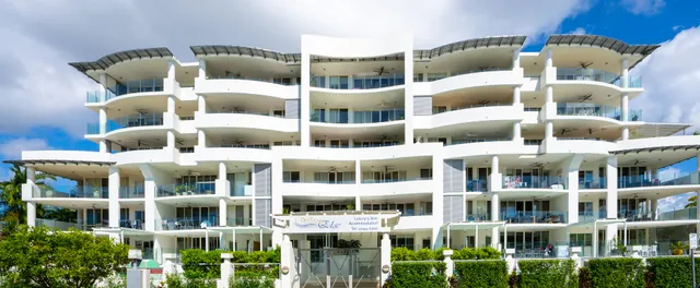 Waters Edge Apartments