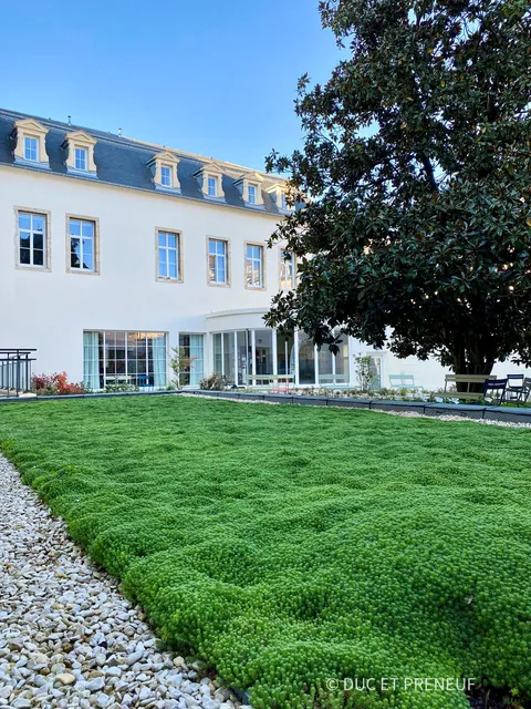 Résidence Seniors OVELIA - Le Courtille Ste-Marthe