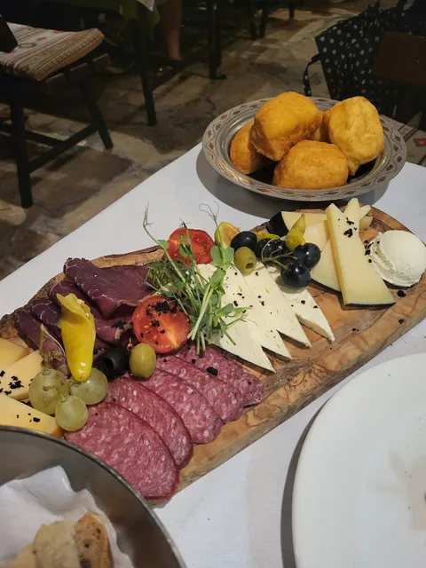 Urban Grill pizza & pasta