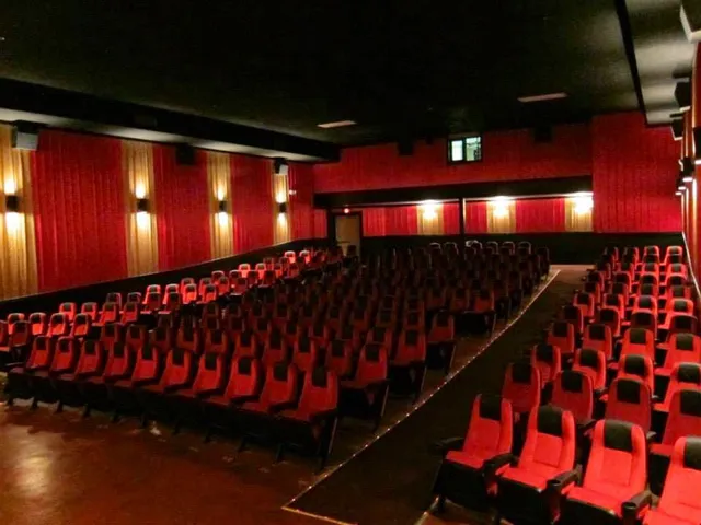West Mall 7 Theaters
