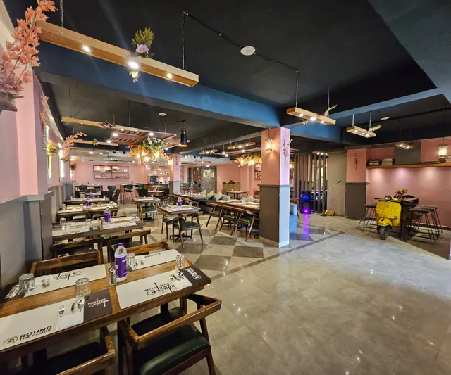 Round The Clock "Open 24/7"