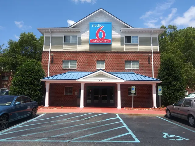 Studio 6 Hampton, VA - Langley AFB Area