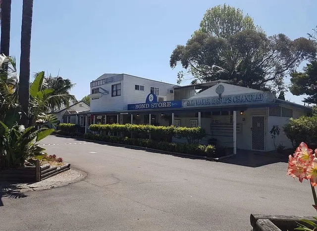 Smugglers' Cove Holiday Village