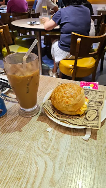 Dongbao Gangshi Shaola Cantonese Teahouse Xiangxi Shop