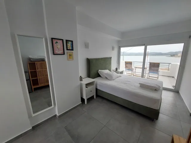 'Bahia, the soul of Brazil' & 'Theros' (apartments and rooms)