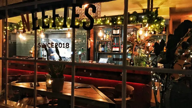 Eatery Neefies