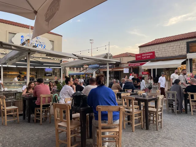 Kumrucu Hikmet Alaçatı