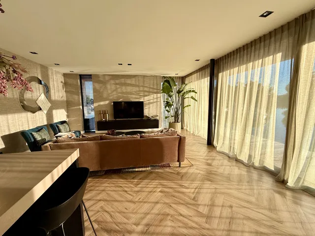 Haven Lake Village BV