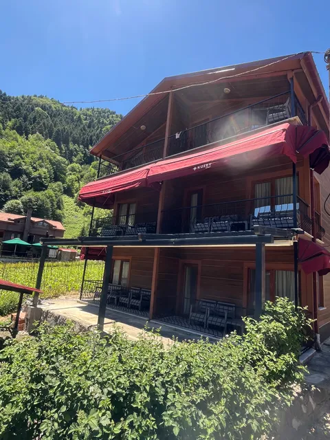 Karenes Kuzey pansiyon