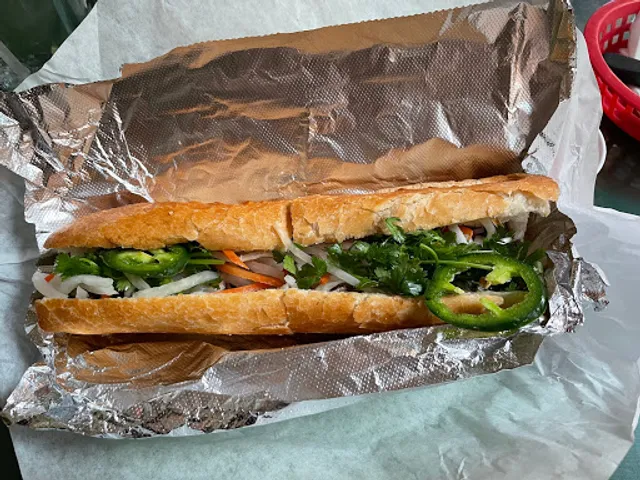 Annam Pho & Sandwiches