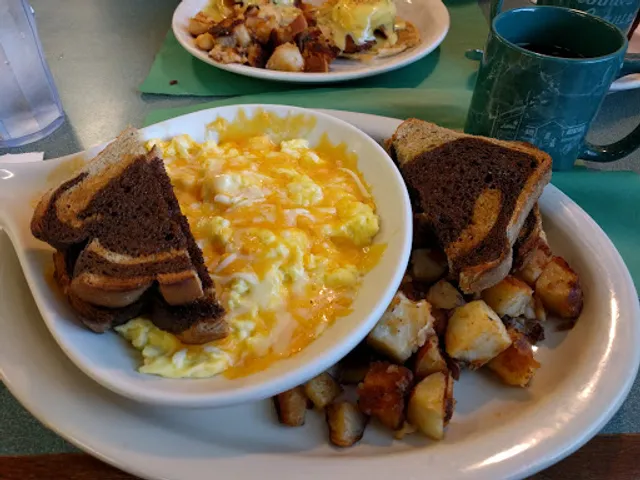 Annie's Country Kitchen