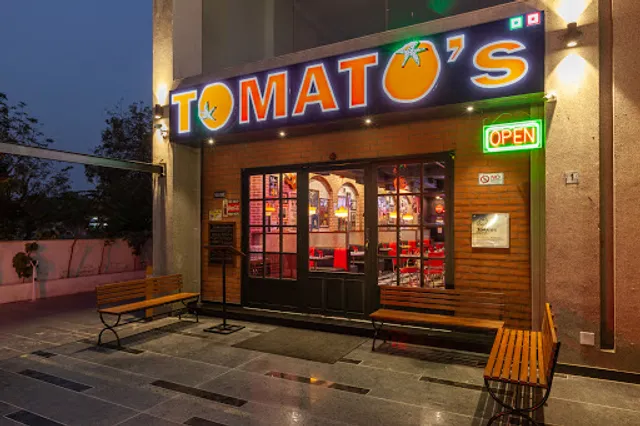 Tomato's Restaurant - Chandkheda