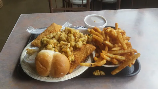 Quai Aboiteau Wharf Restaurant and Bar