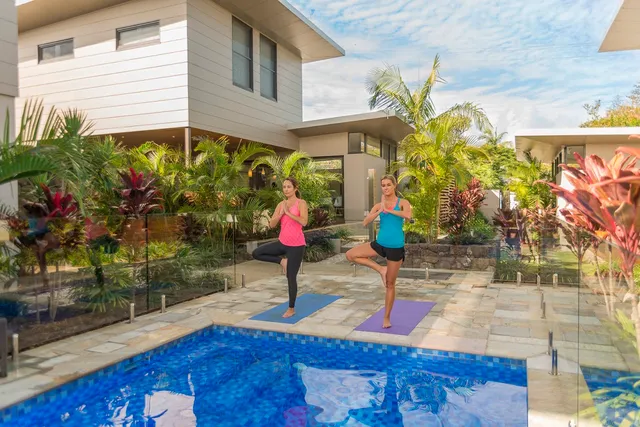 Byron Lux - BEACH HOUSES OF BYRON