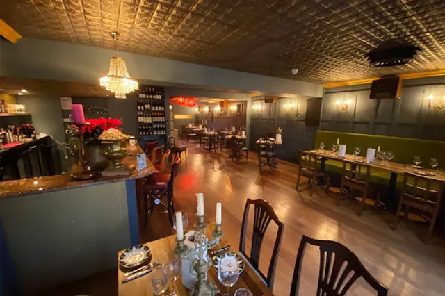 Shellfish Cow Restaurant & Bar