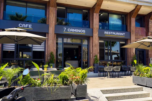 7 CAMINOS CAFÉ RESTAURANT