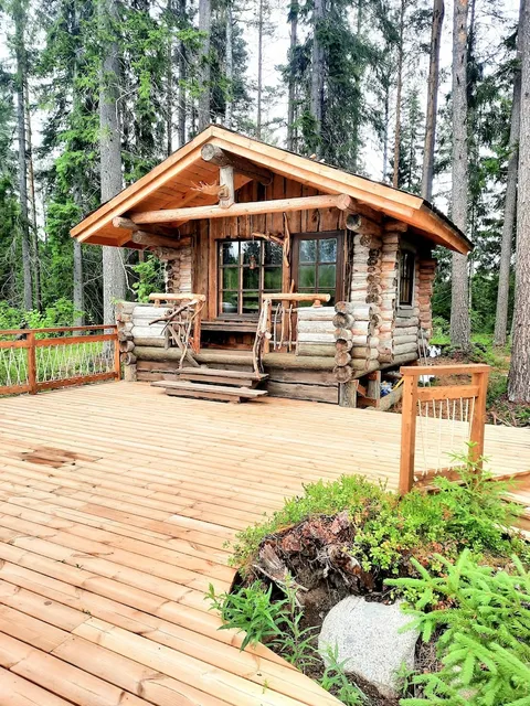 Nordic Island Hideout and Hideout Cafe