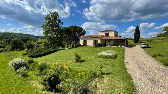 Au Pré des Sources : Chambres d'hôtes B&B en Périgord Noir, Dordogne, Eyzies, Bugue