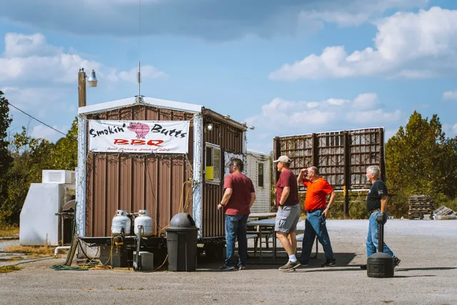 Smokin' Butts BBQ