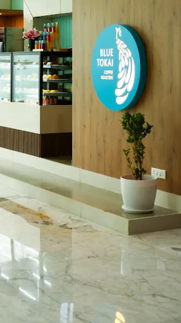 Blue Tokai Coffee Roasters | One International Center