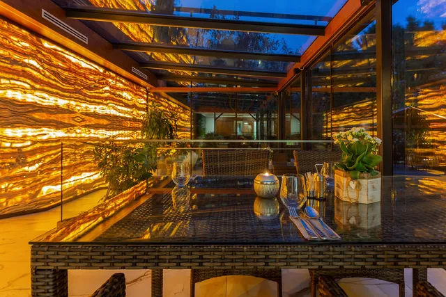 Szőnyi Étterem Kerthelyiség