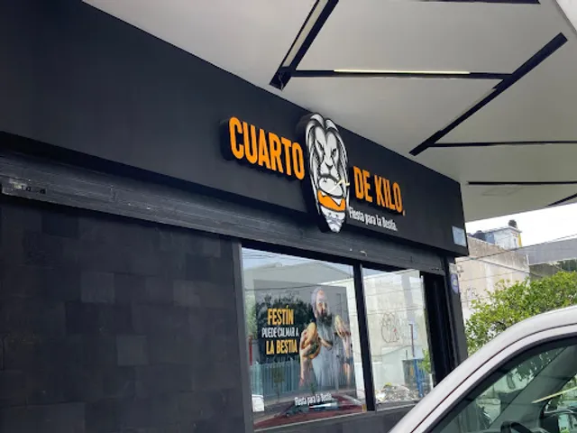Cuarto de kilo Zona Industrial
