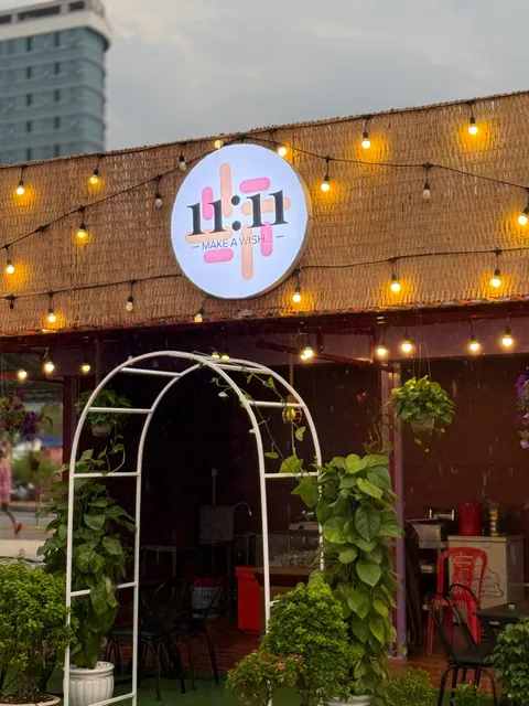 11:11 cafe sihanoukville