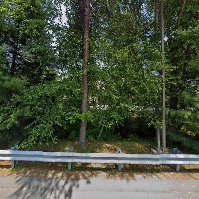 16 Yankee Candle Way