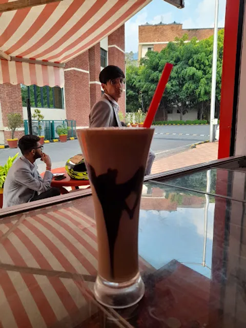 The Grind Coffee House (Amul)