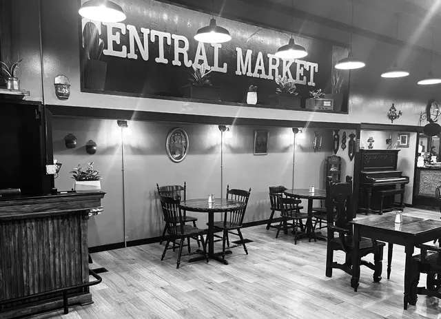 Central Market Breakfast Bakery