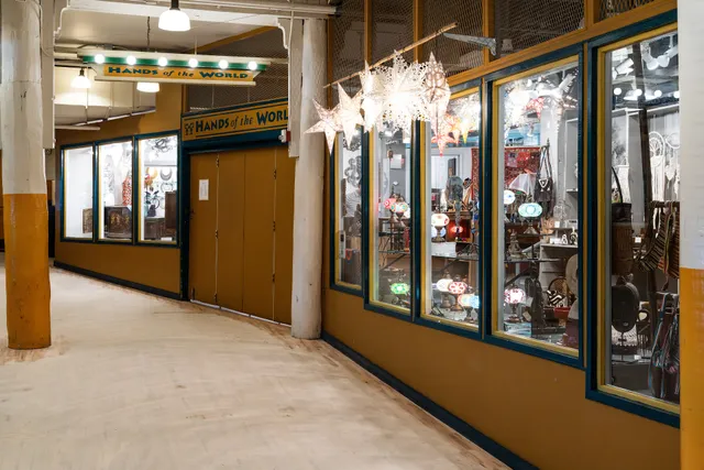 Hands of the World, in Pike Place Market
