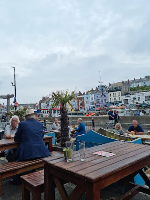 Rendezvous & Royal Oak Weymouth