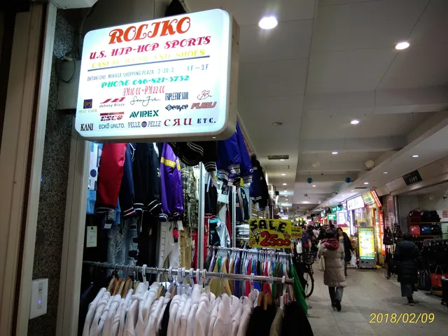 ロリコグループ EXCLUSIVEHIPHOP