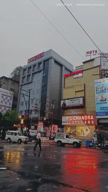 Hotel Harisons Continental