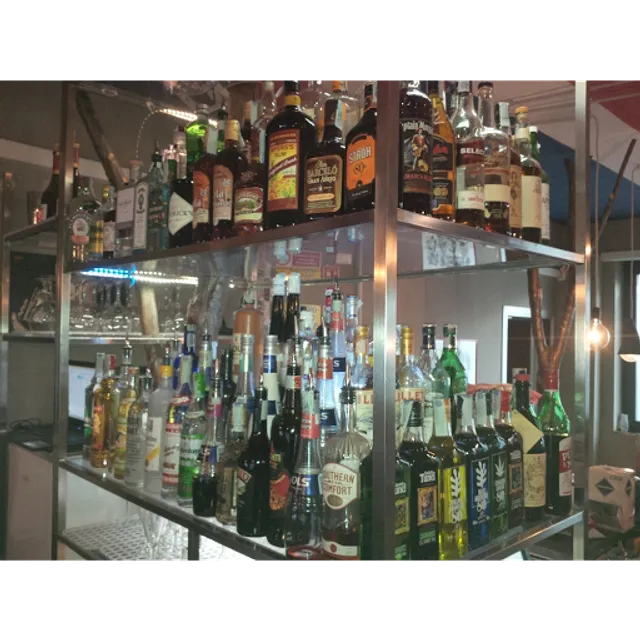 Les Dames Dinner & Club