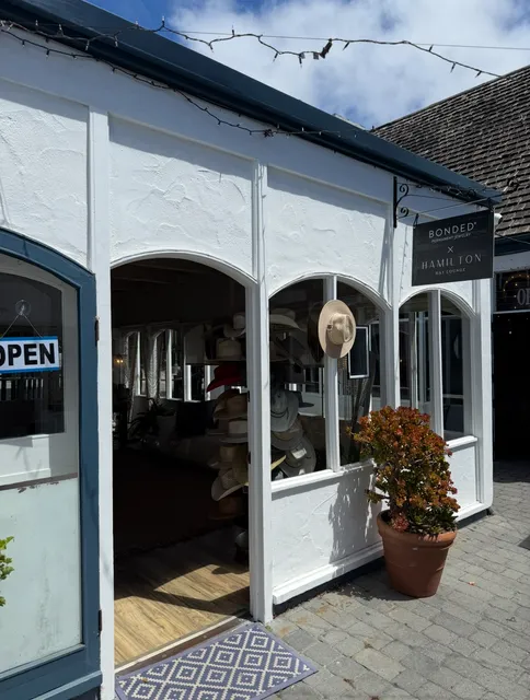 BONDED Carmel-by-the-Sea