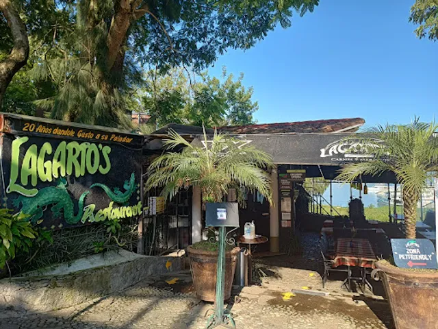 Lagartos Bar