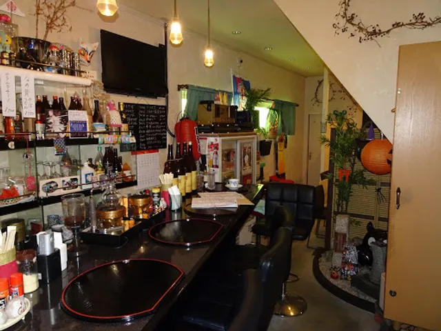 カフェ バー r&t