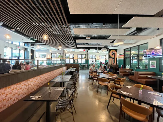 Aces Pickleball Bar + Grill