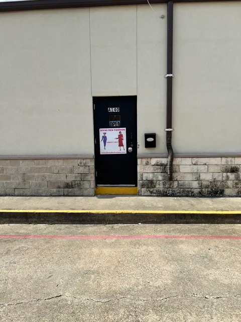 Diva's Den Fashion, LLC