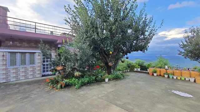 Siya Ram Vatika Pure Vegetarian Homestay