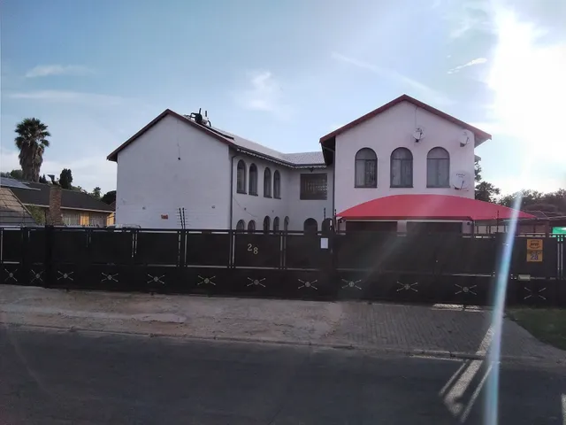 Airport Lodge OR Tambo Airport