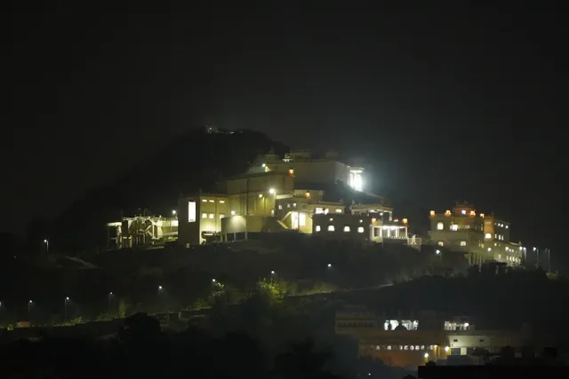 Hotel Shri Daulat villas