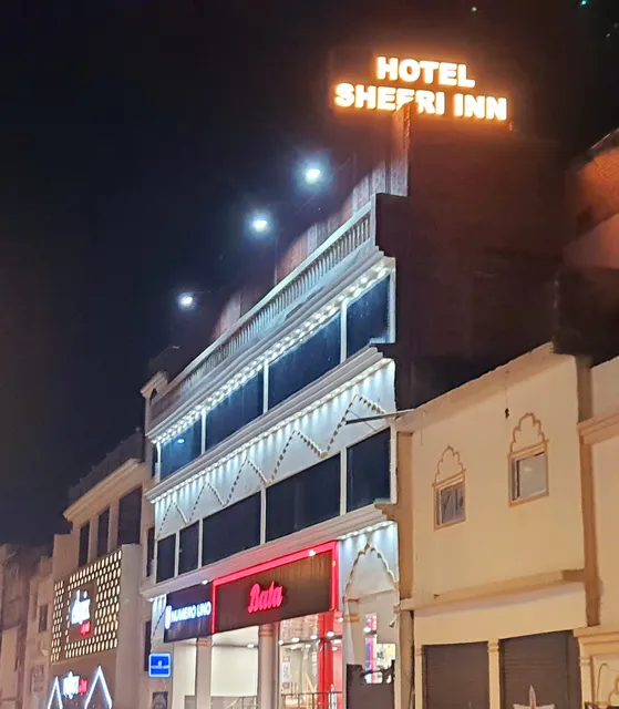 Hotel Sheeri Inn
