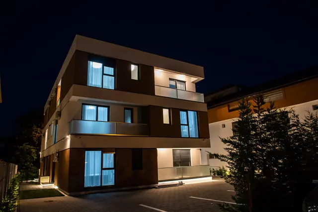 West Residence Apartments