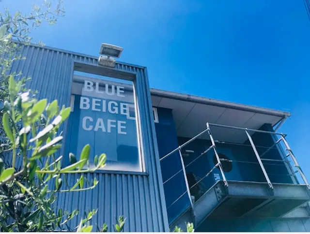 Blue Beige Cafe