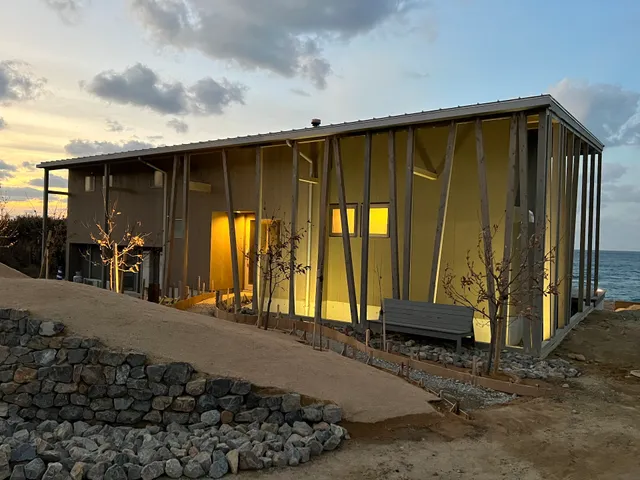 guesthouse &cafe ハレテル