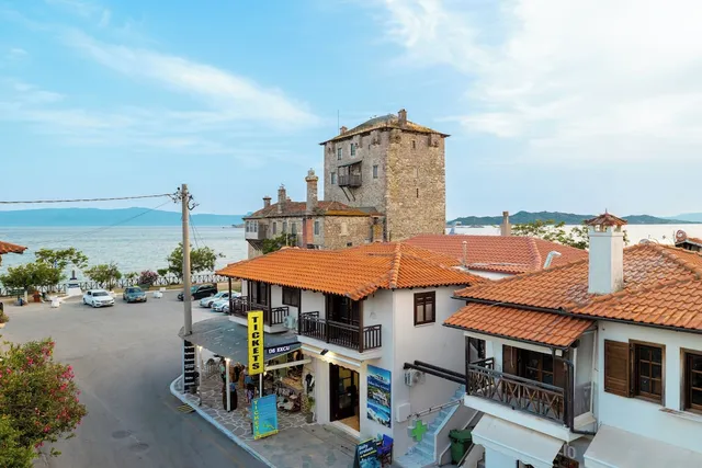 ΑΘΩΣ Ξενώνας - Πανσιόν