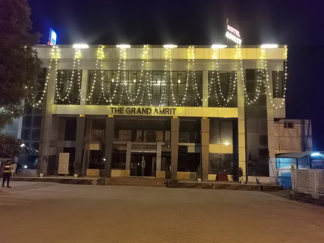 AMRIT HOTEL