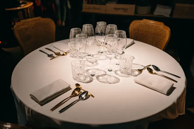 Restaurant La Incidència Del Factor Vi